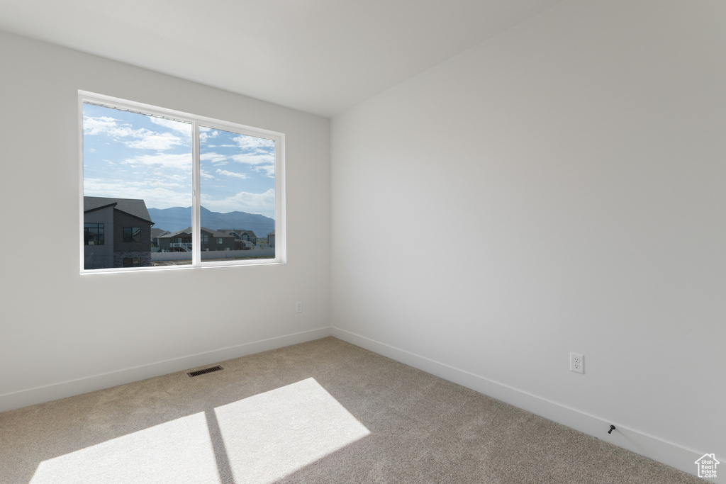 2777 N BUCKSKIN DR #211 Plain City, UT 84404