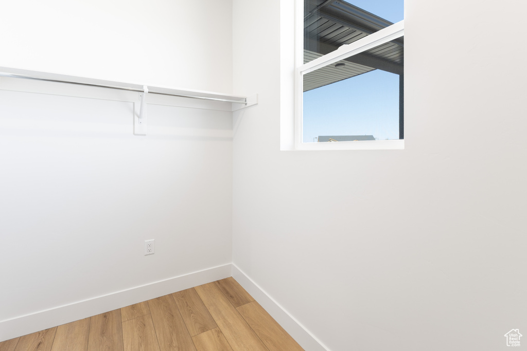 2777 N BUCKSKIN DR #211 Plain City, UT 84404