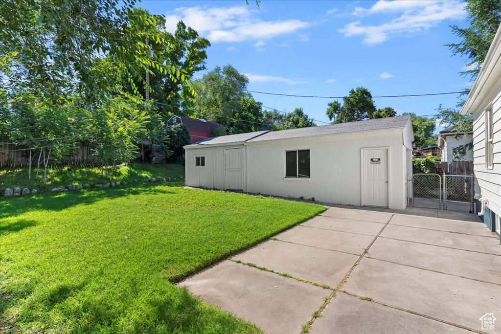 178 COUNTRY CLUB DR South Ogden, UT 84405