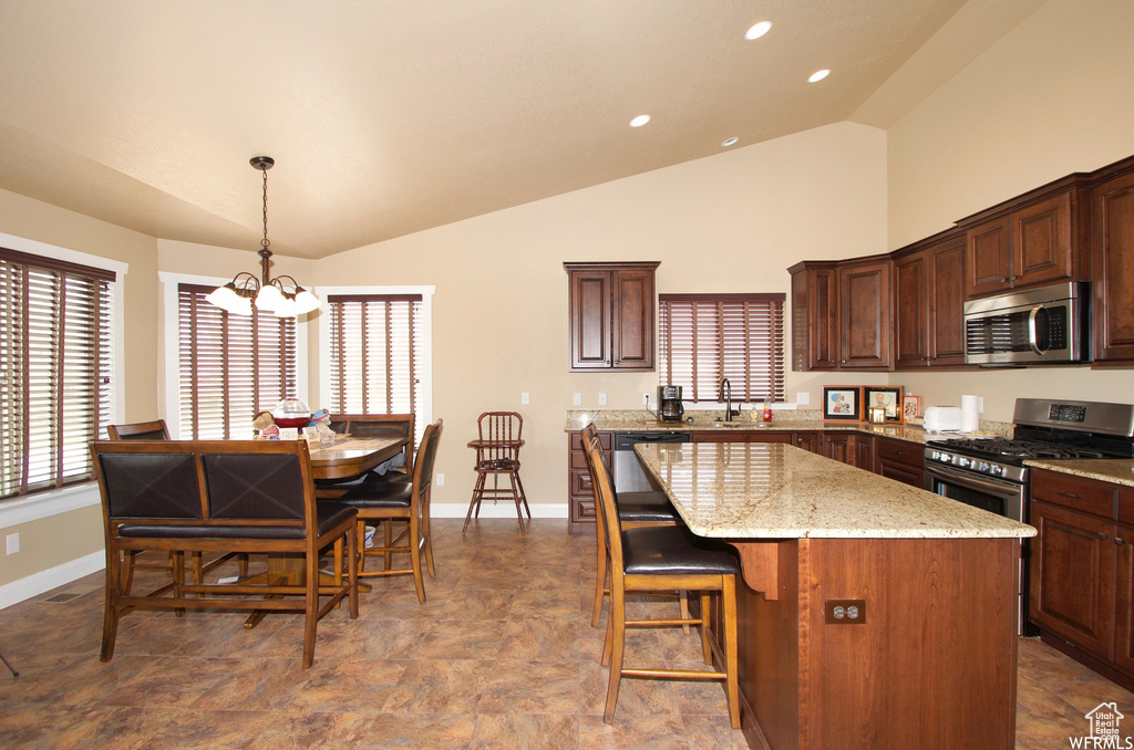 3038 N WHISPERING MEADOW LN Plain City, UT 84404