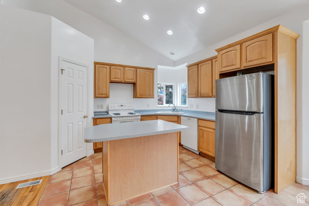 1430 S HEATHER LN Syracuse, UT 84075