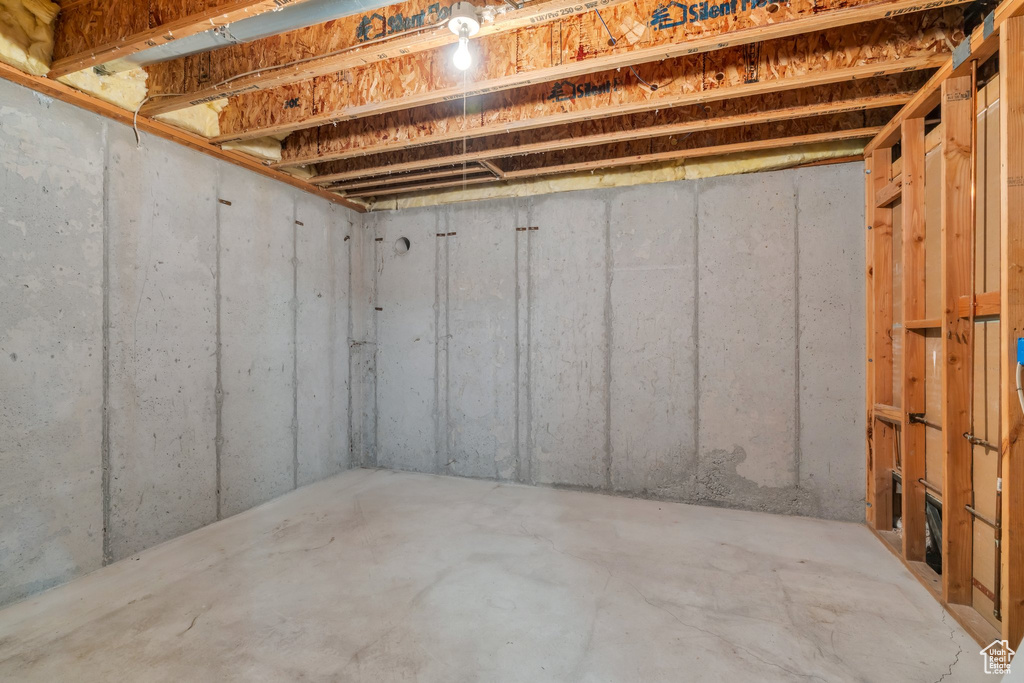 1430 S HEATHER LN Syracuse, UT 84075