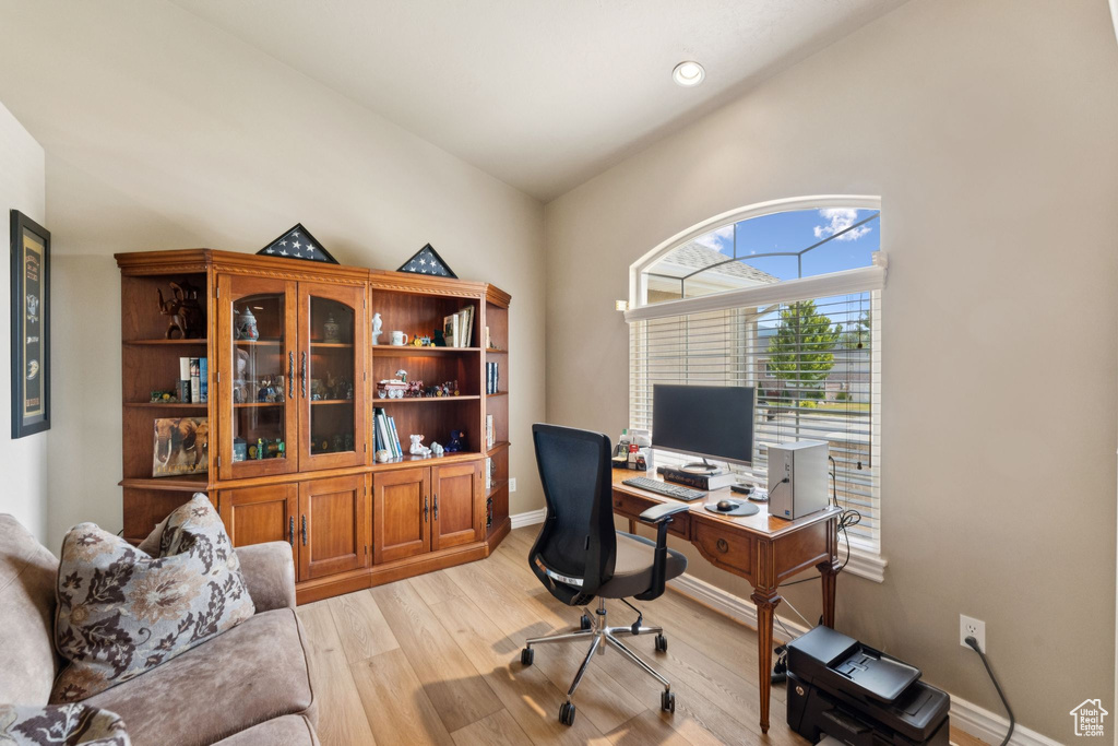 868 W BRANDON DR Kaysville, UT 84037