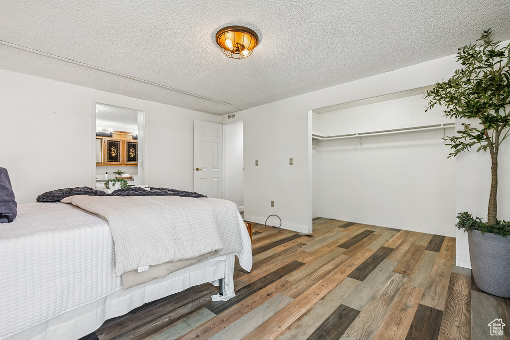 102 W ALTA VIEW WAY Sandy, UT 84070