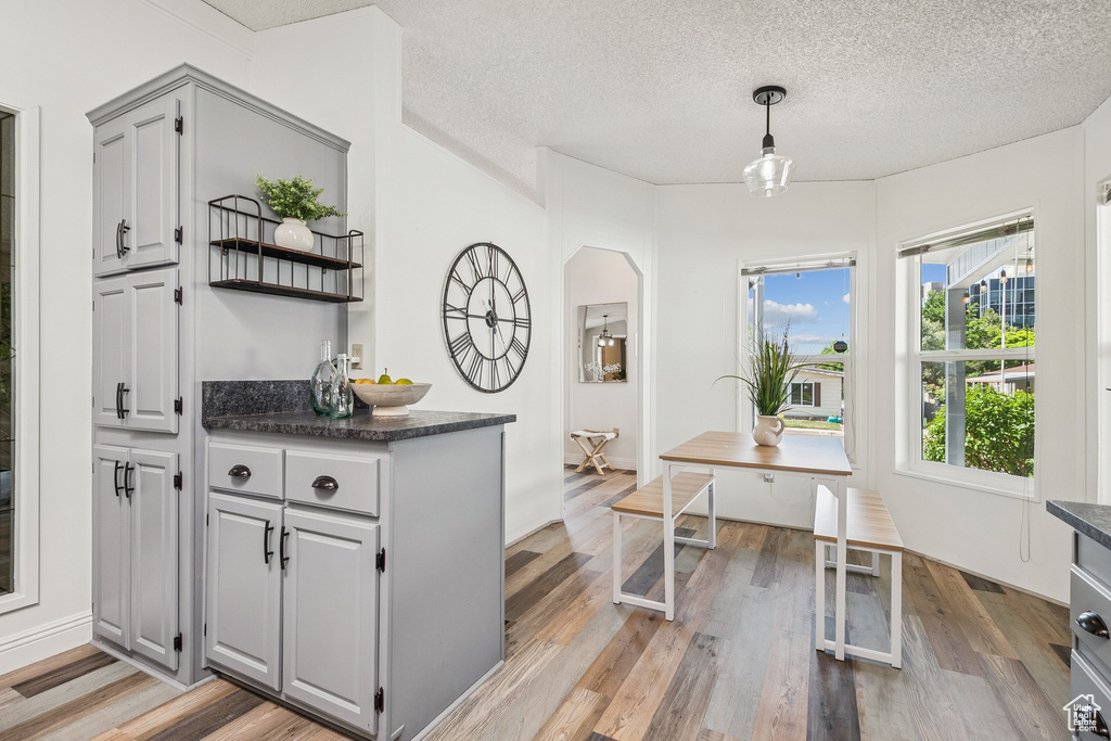 102 W ALTA VIEW WAY Sandy, UT 84070