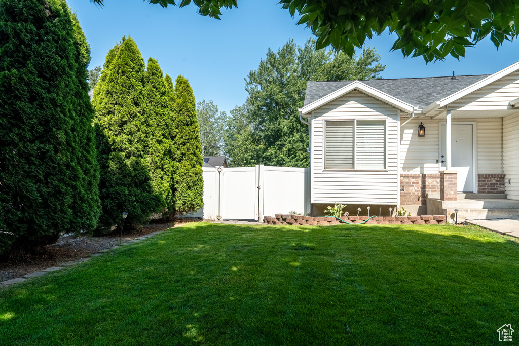 984 S 925 W Woods Cross, UT 84087
