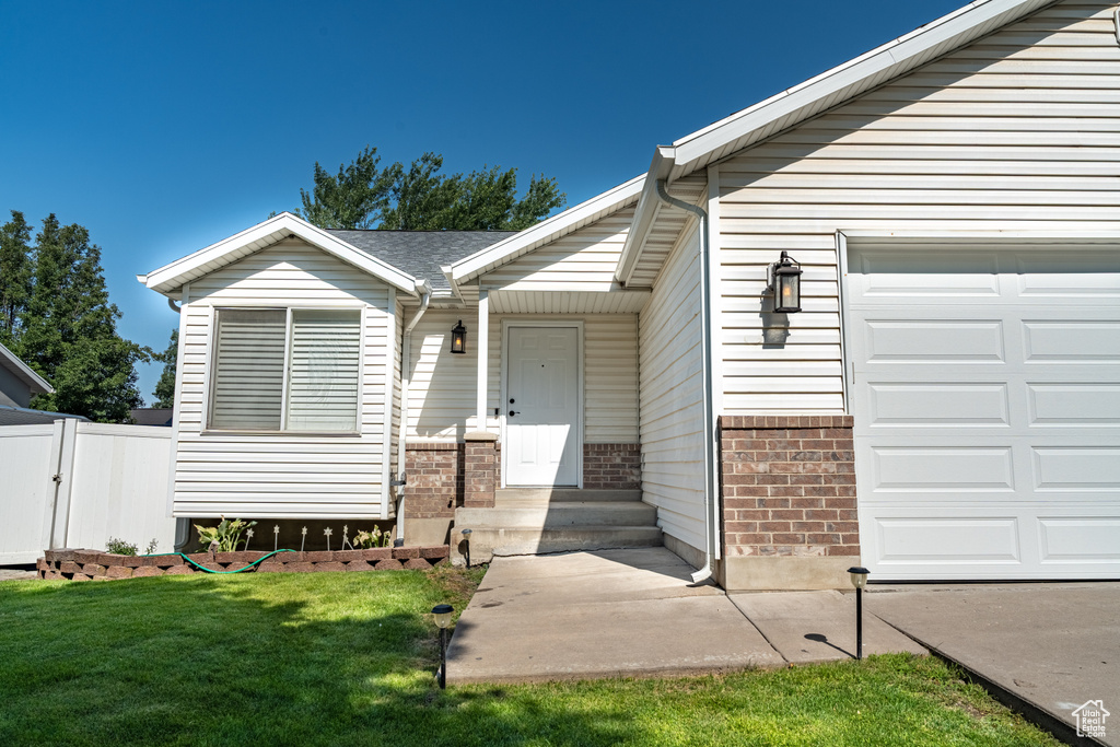 984 S 925 W Woods Cross, UT 84087