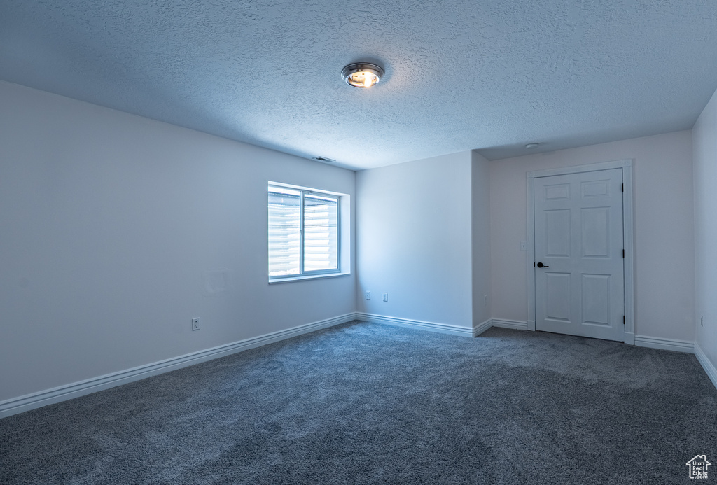 984 S 925 W Woods Cross, UT 84087