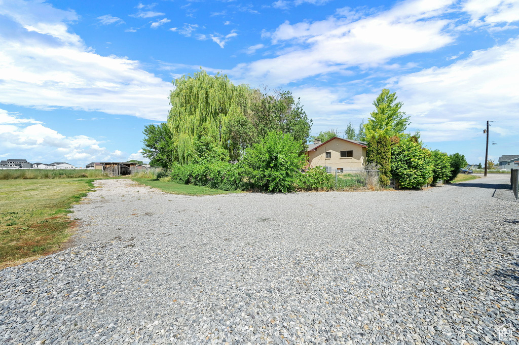 5577 W 4000 S Hooper, UT 84315