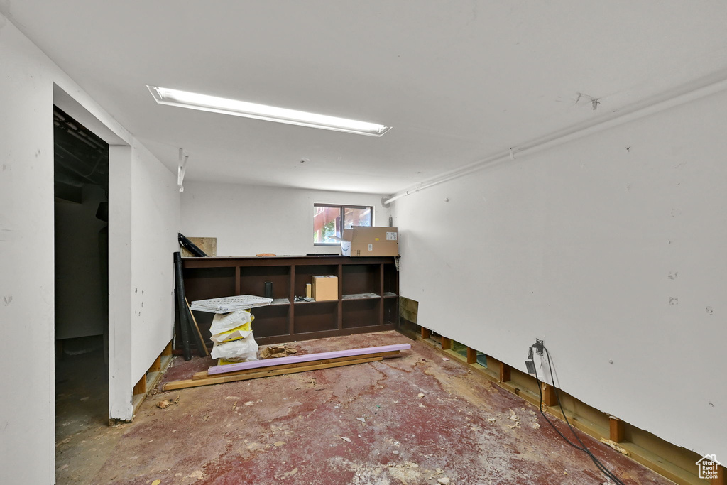 5577 W 4000 S Hooper, UT 84315