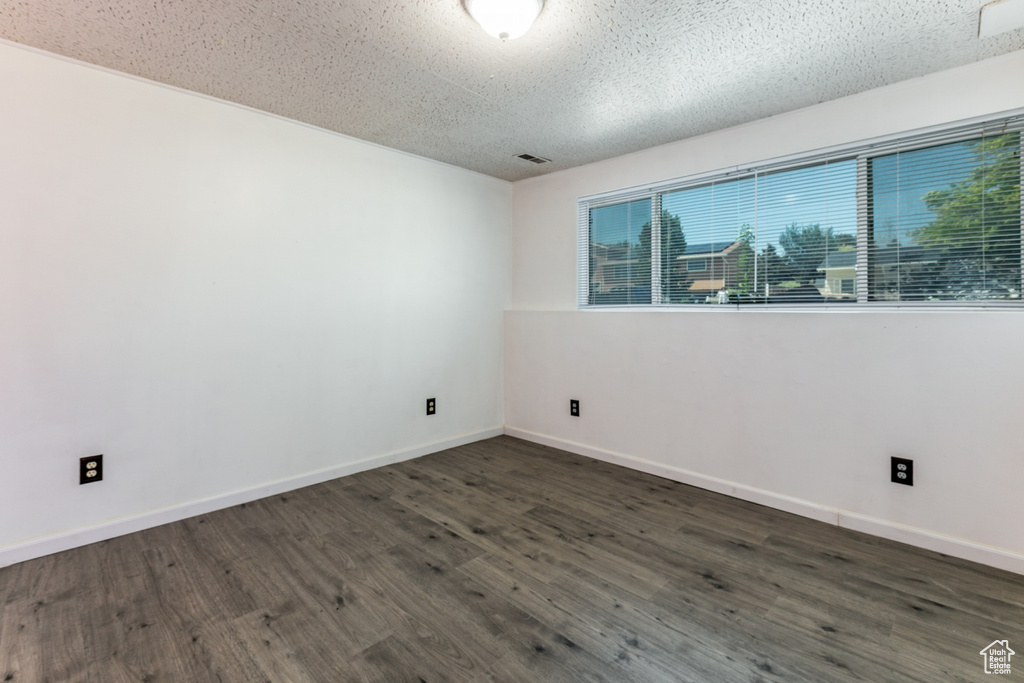 4287 W STRATUS Kearns, UT 84118
