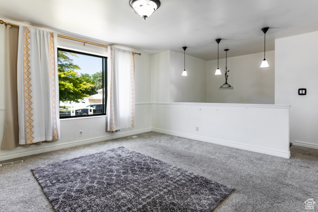 4287 W STRATUS Kearns, UT 84118