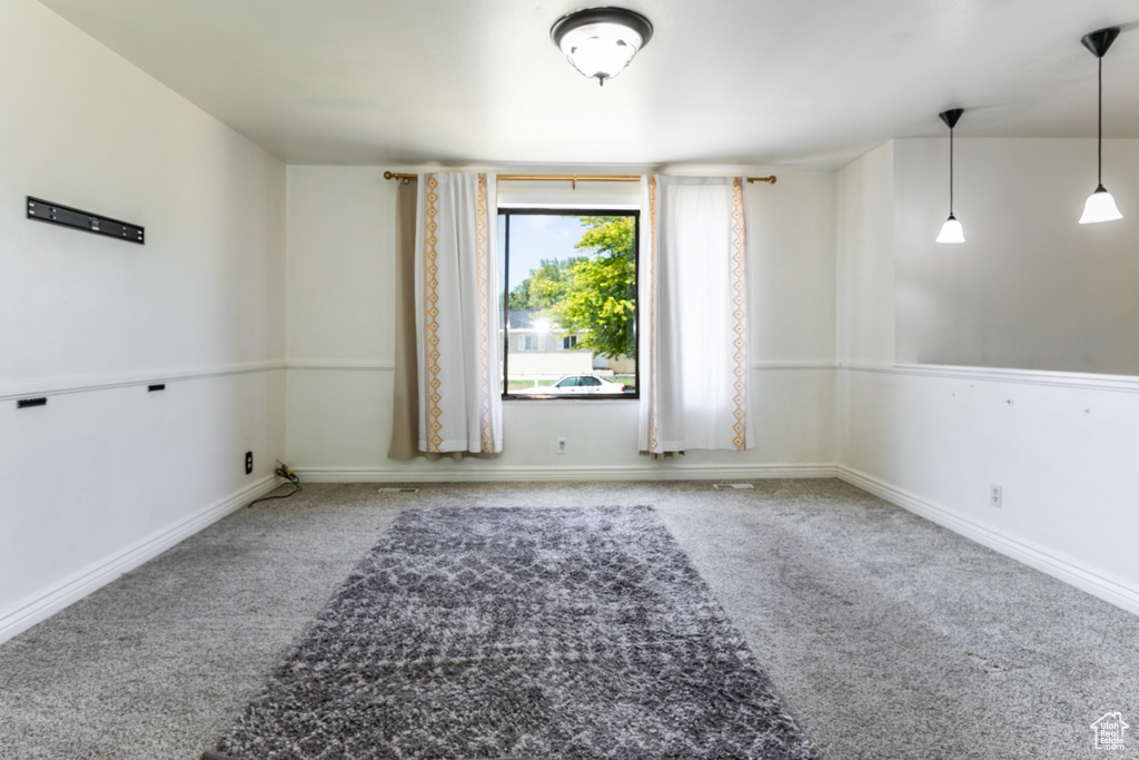 4287 W STRATUS Kearns, UT 84118