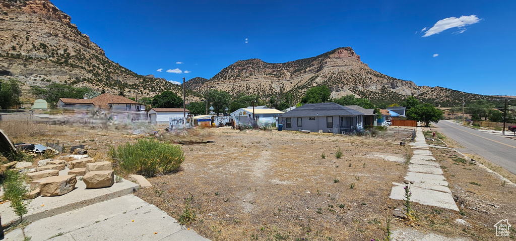 441 E 6050 N Kenilworth, UT 84529