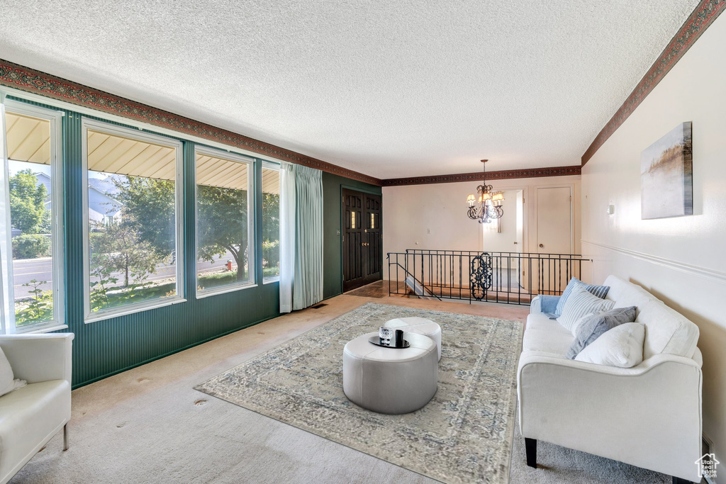 2446 E CREEK RD Sandy, UT 84093