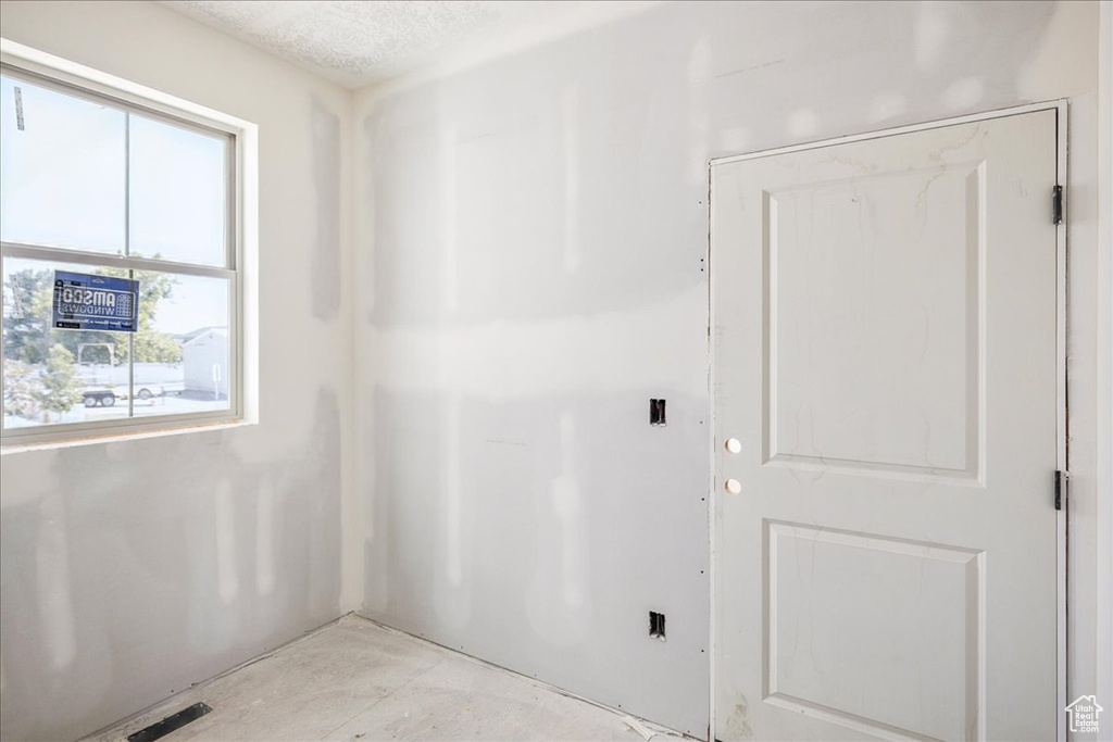592 W KENNARD LN #212 Farmington, UT 84025