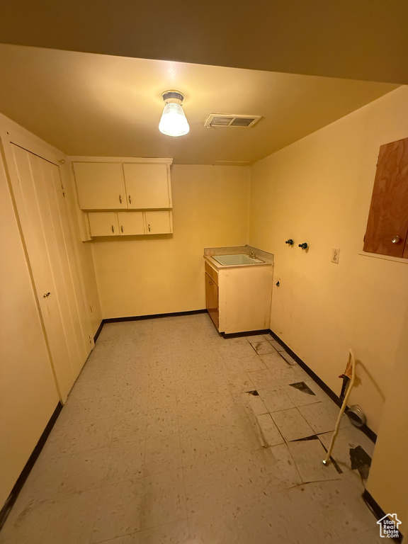 5166 S 2150 W Roy, UT 84067