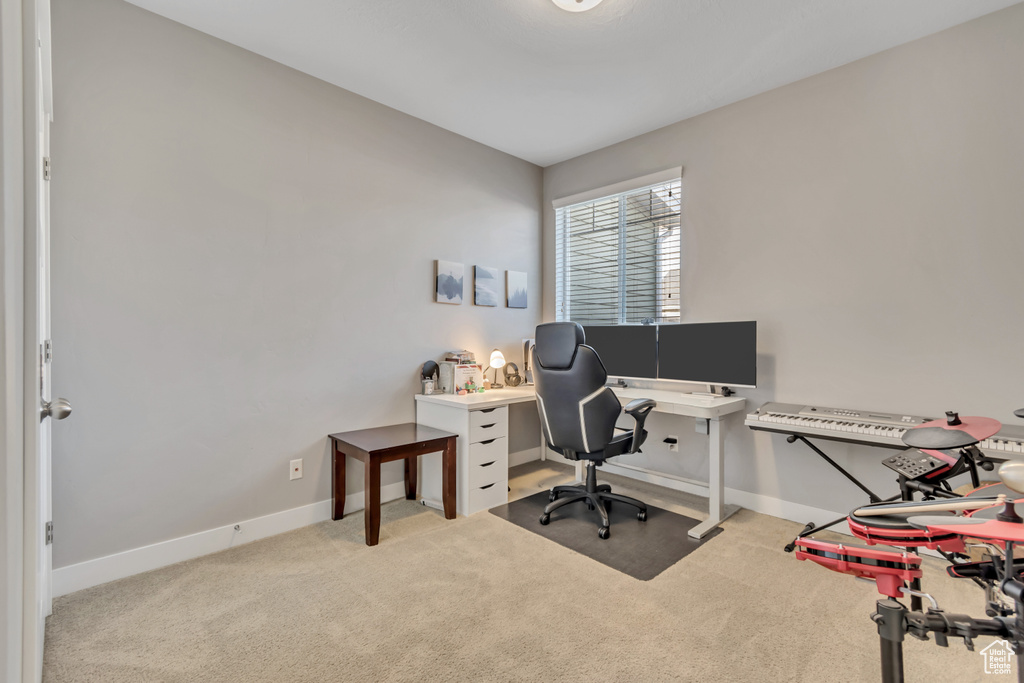 7162 S BEAMON ST West Jordan, UT 84084