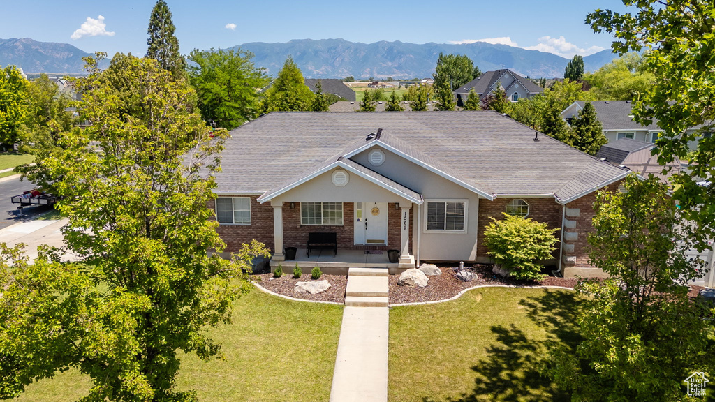 1569 TROON CIR Syracuse, UT 84075