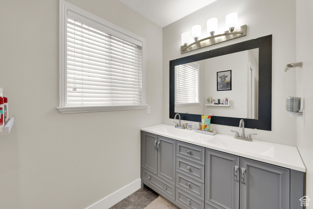 1569 TROON CIR Syracuse, UT 84075