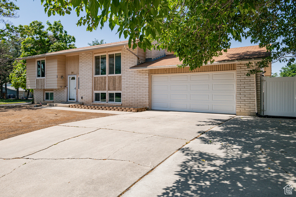991 E SUNBURN LN Sandy, UT 84094
