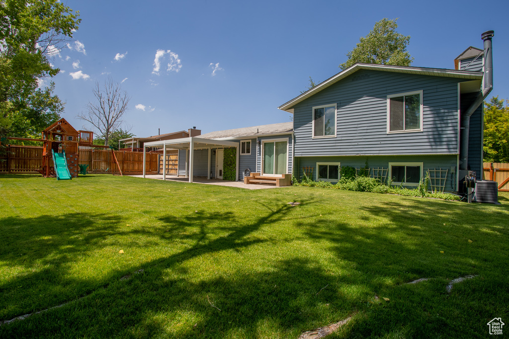 5183 W CADENZA DR West Jordan, UT 84081