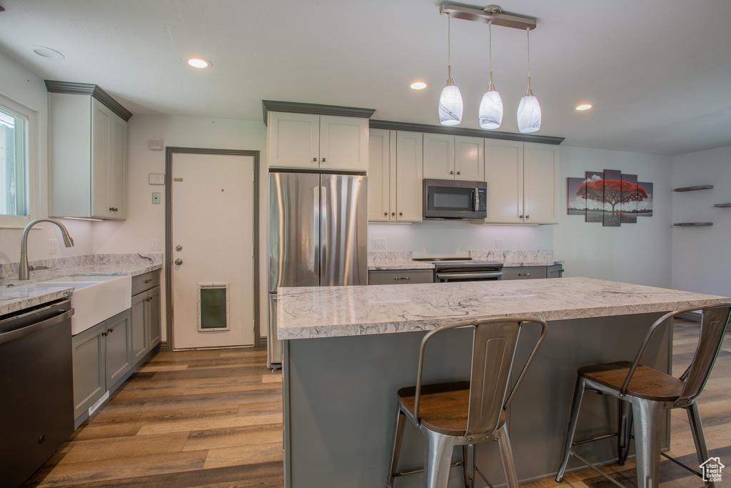 5183 W CADENZA DR West Jordan, UT 84081