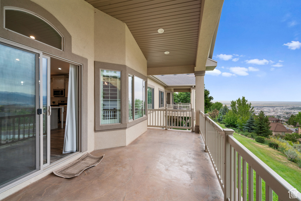 311 E EDGEMONT DR North Salt Lake, UT 84054