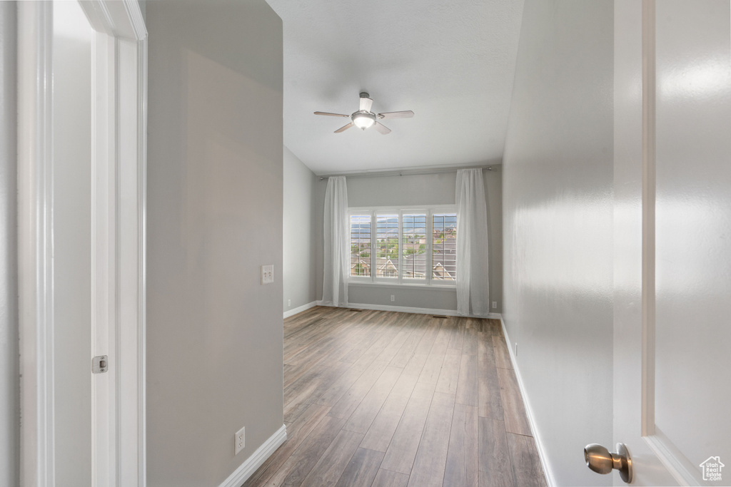 311 E EDGEMONT DR North Salt Lake, UT 84054