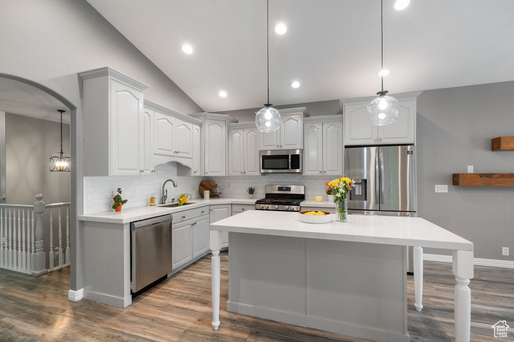 311 E EDGEMONT DR North Salt Lake, UT 84054