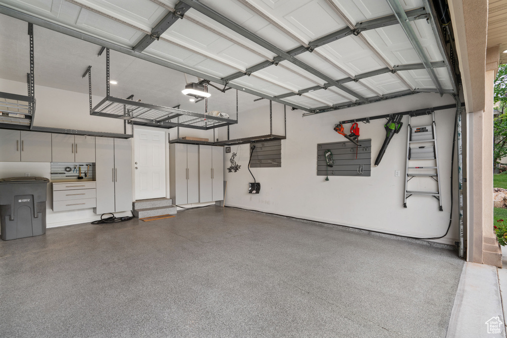 311 E EDGEMONT DR North Salt Lake, UT 84054
