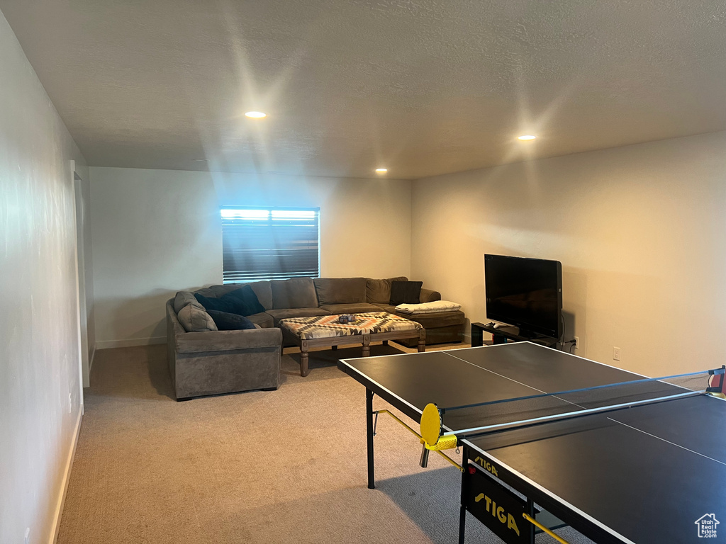 69 W 2200 S Kaysville, UT 84037