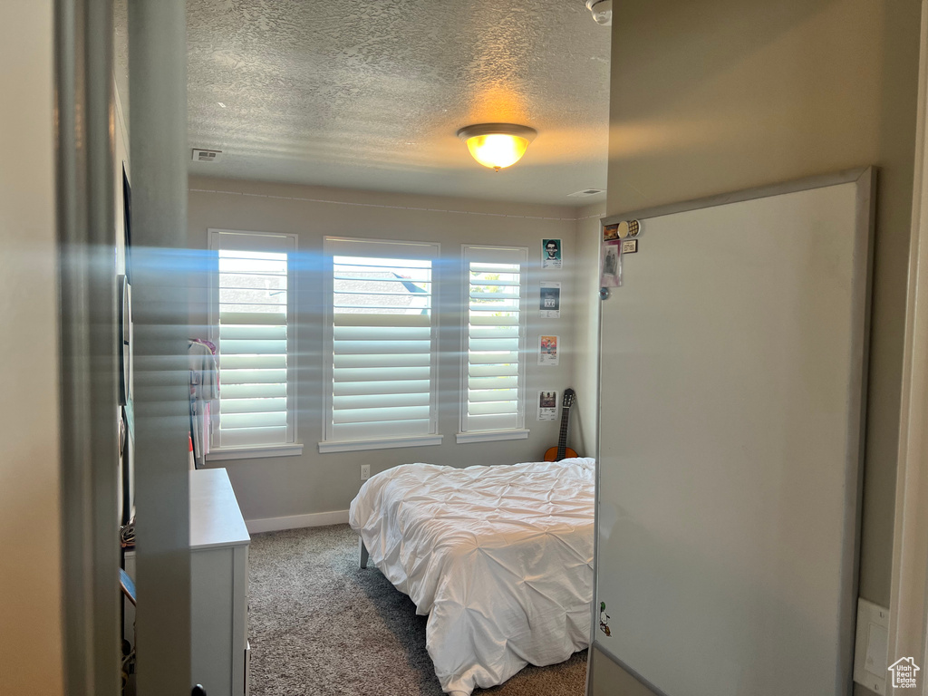 69 W 2200 S Kaysville, UT 84037