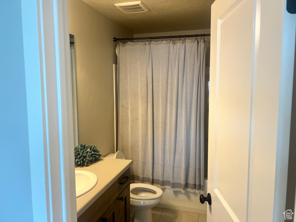 69 W 2200 S Kaysville, UT 84037