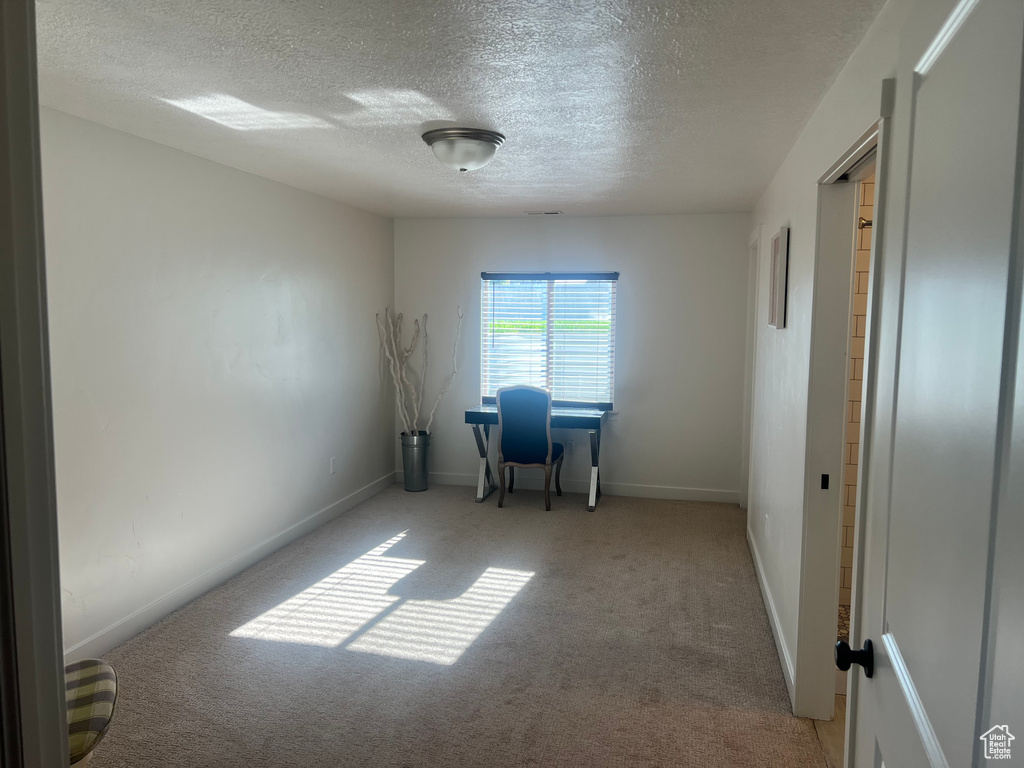 69 W 2200 S Kaysville, UT 84037