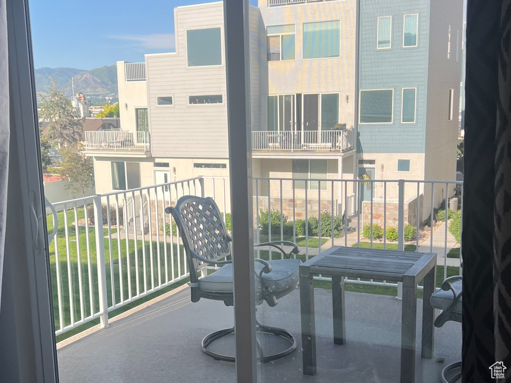 3589 S XENON DR West Valley City, UT 84119