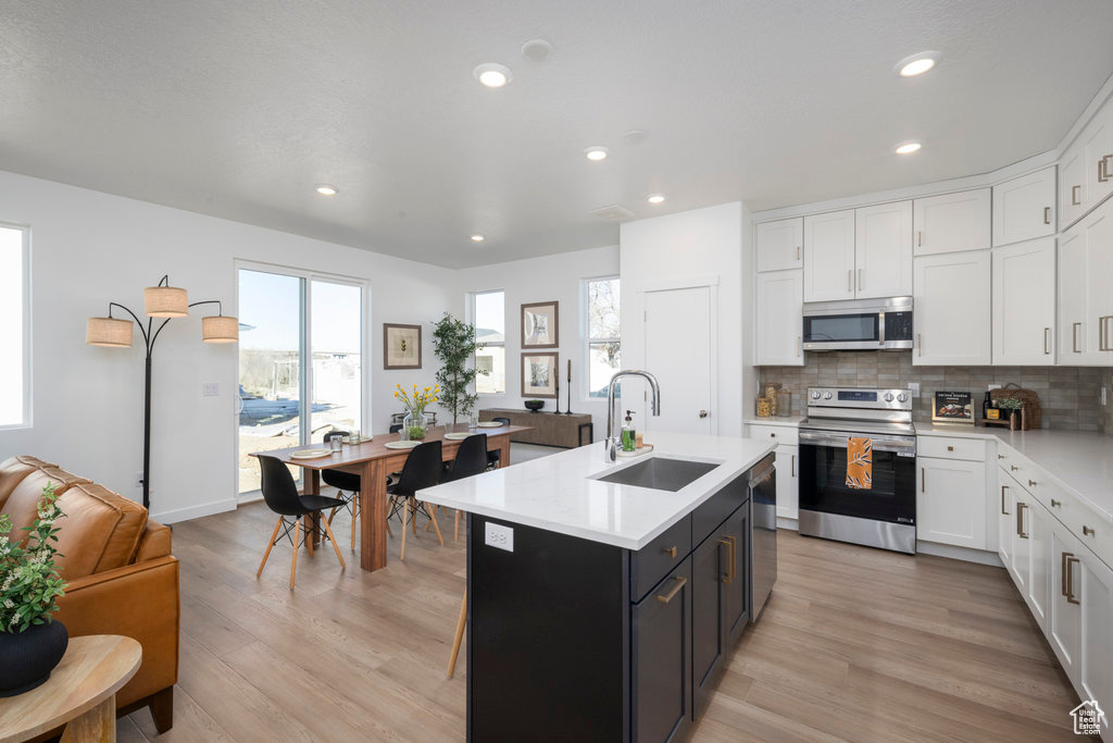 234 W WATERSTONE CIR Murray, UT 84107