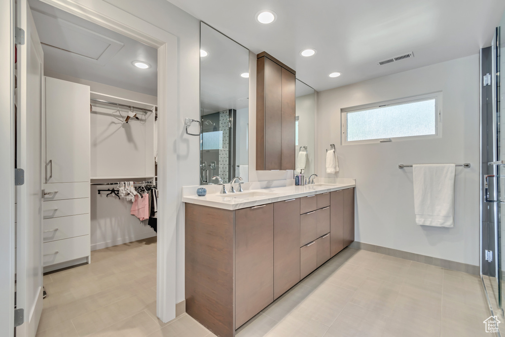 22 S SUNWOOD LN Sandy, UT 84092