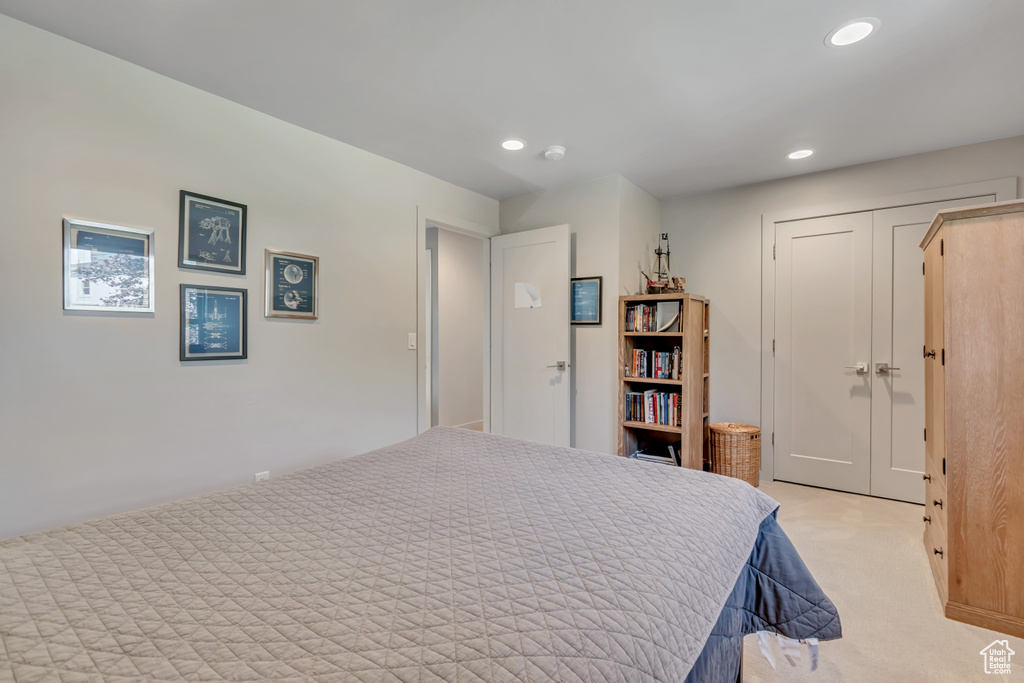 22 S SUNWOOD LN Sandy, UT 84092