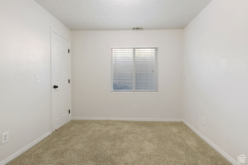 5745 W HUNTER HOLLOW DR Salt Lake City, UT 84128