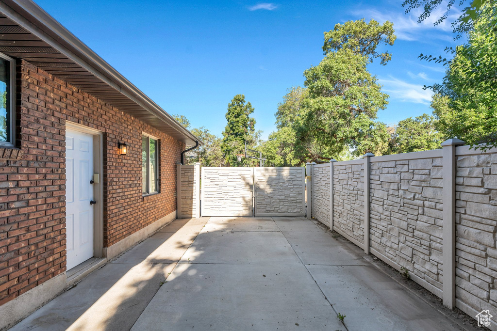 421 S 1400 E Fruit Heights, UT 84037