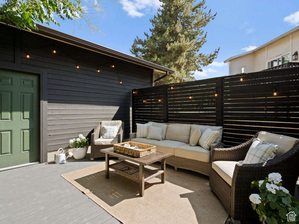 7238 S REINDEER DR Salt Lake City, UT 84121