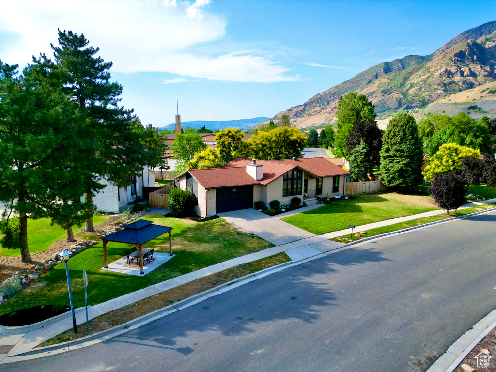 7238 S REINDEER DR Salt Lake City, UT 84121