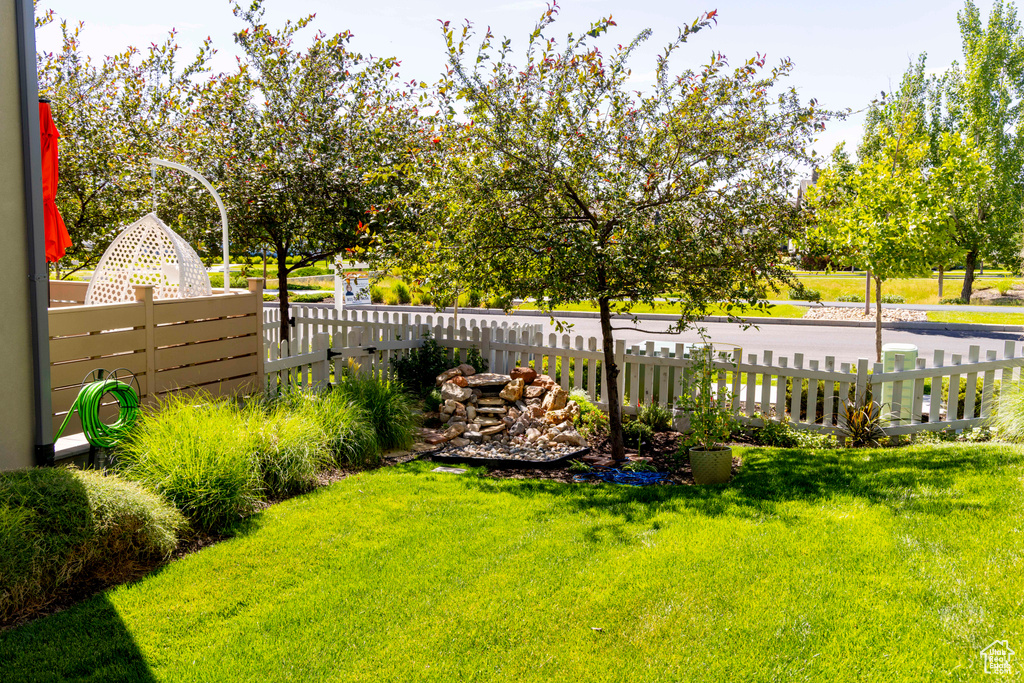 6122 W LAKE AVE South Jordan, UT 84009