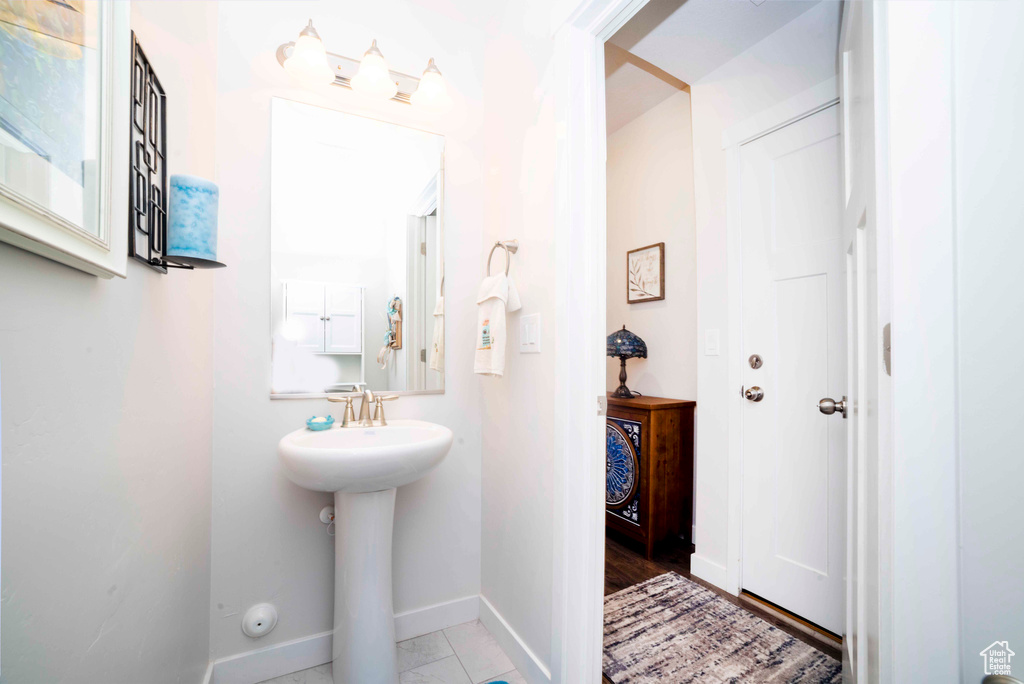 6122 W LAKE AVE South Jordan, UT 84009