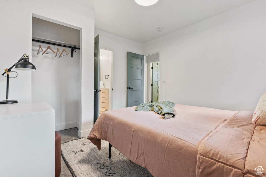 Bedroom with baseboards