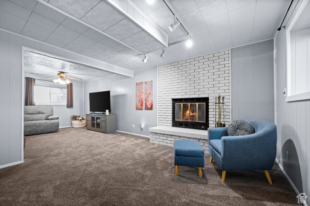 1609 E SEGO LILY DR Sandy, UT 84092