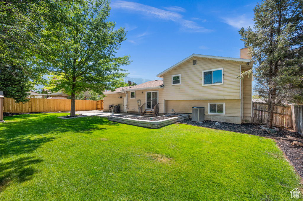 1609 E SEGO LILY DR Sandy, UT 84092