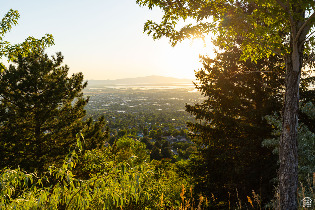 1799  LORIEN DR Bountiful, UT 84010