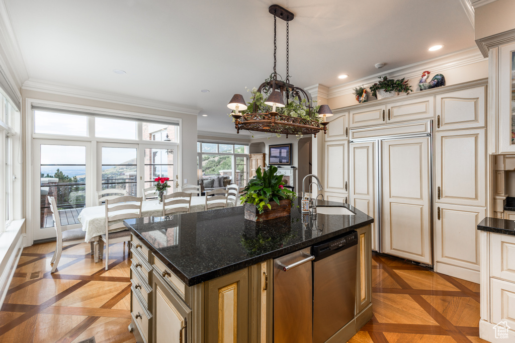 1781 LORIEN DR Bountiful, UT 84010